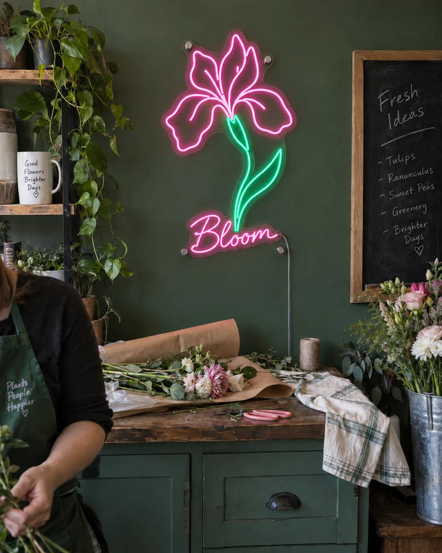 Florist — Wild Stem — Bloom — Flower & plant shop · Bloom