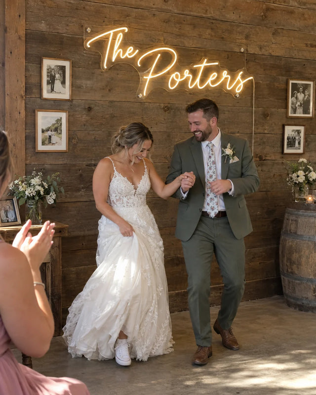 Rustic — The Porters — Photo backdrop · The / Porters
