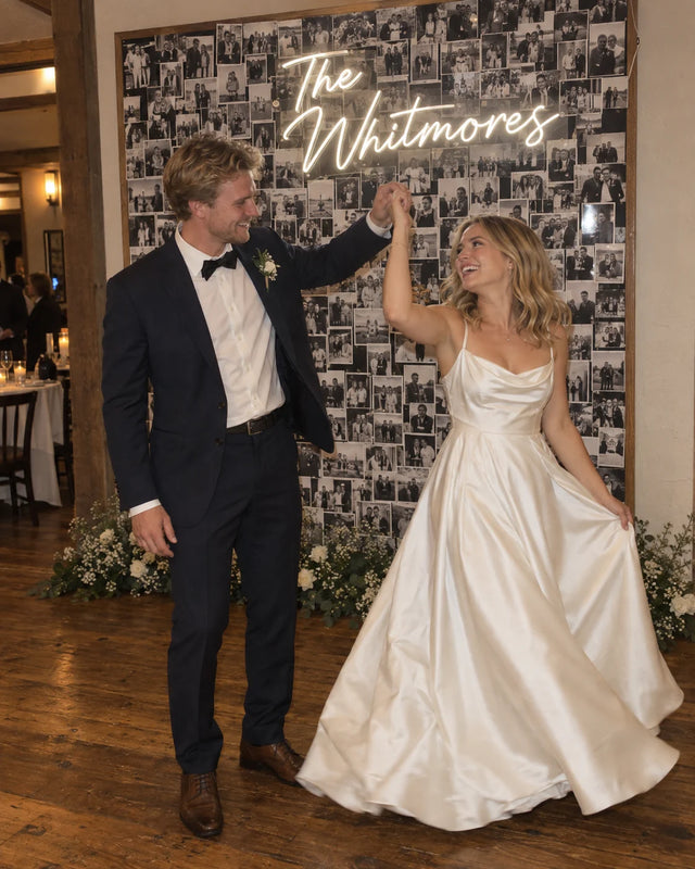 The
Whitmores / Memory Wall — The Whitmores / A little dance by the memory wall