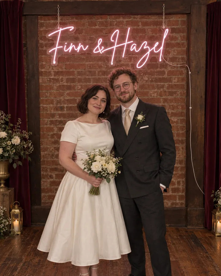 Finn & Hazel / Vintage / Wedding portrait