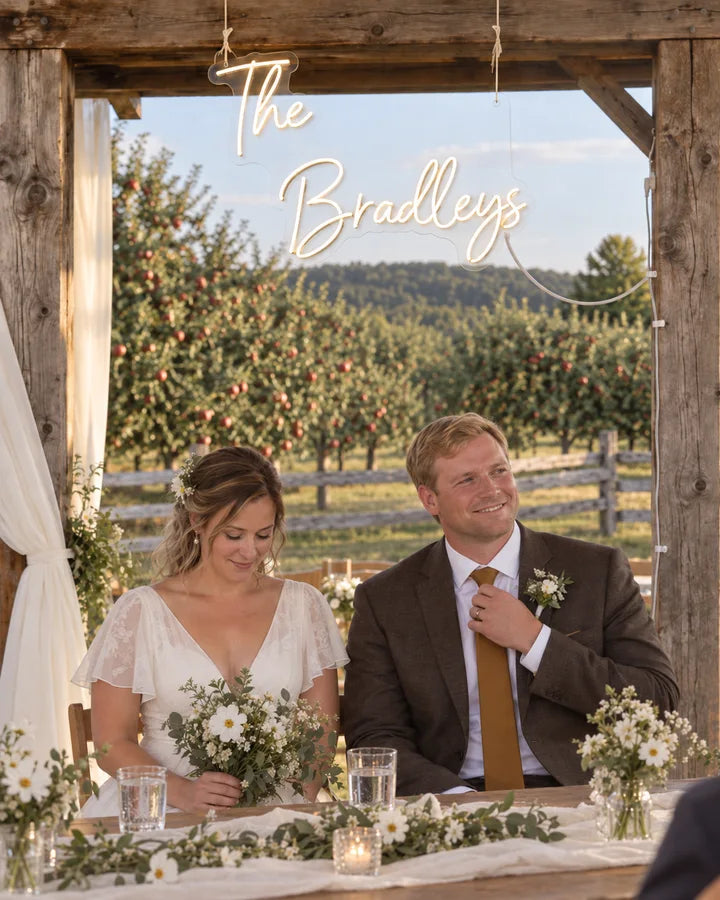 The
Bradleys / Garden / Sweetheart table